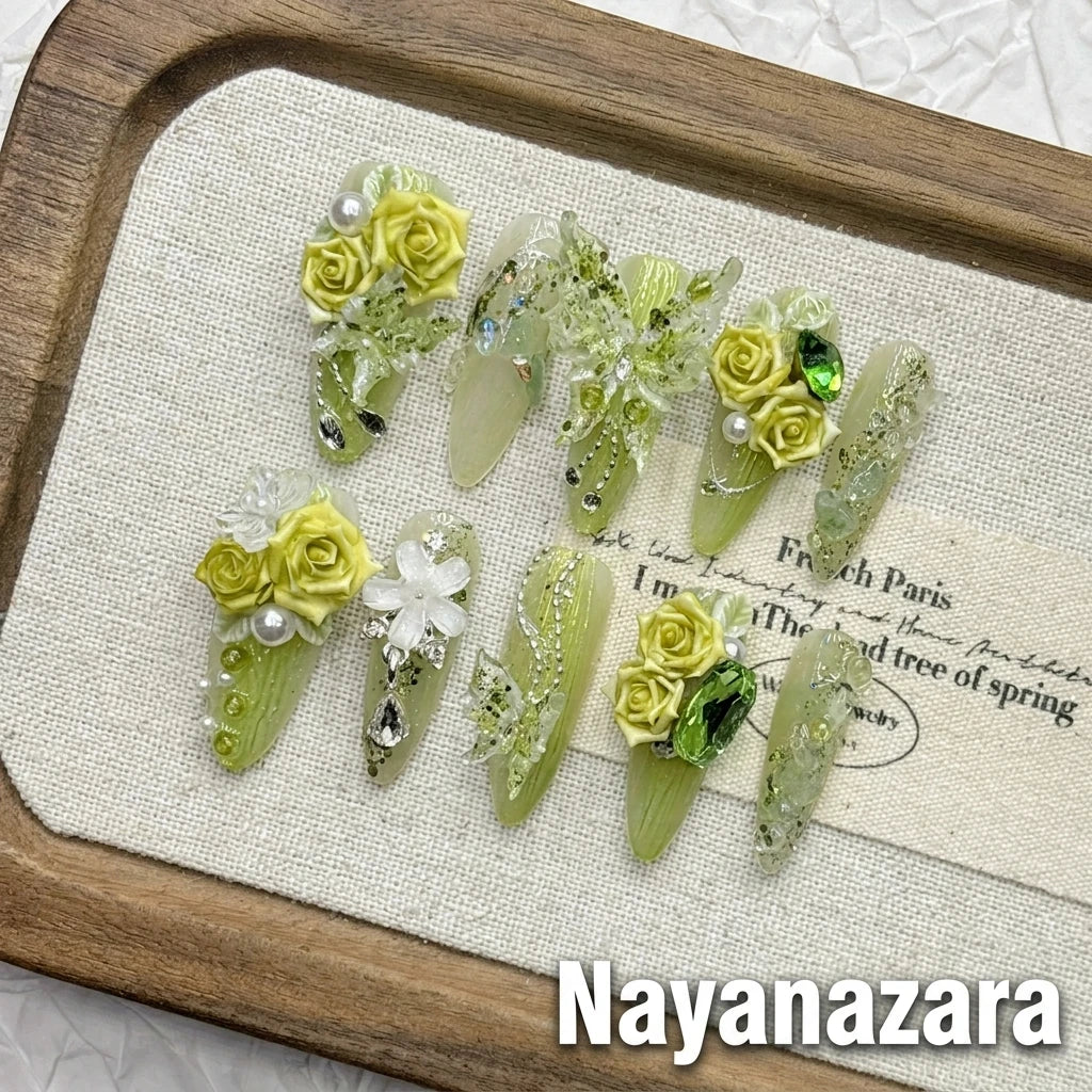Gradient Green Forest Butterfly Press-on Nails | Nayanazara