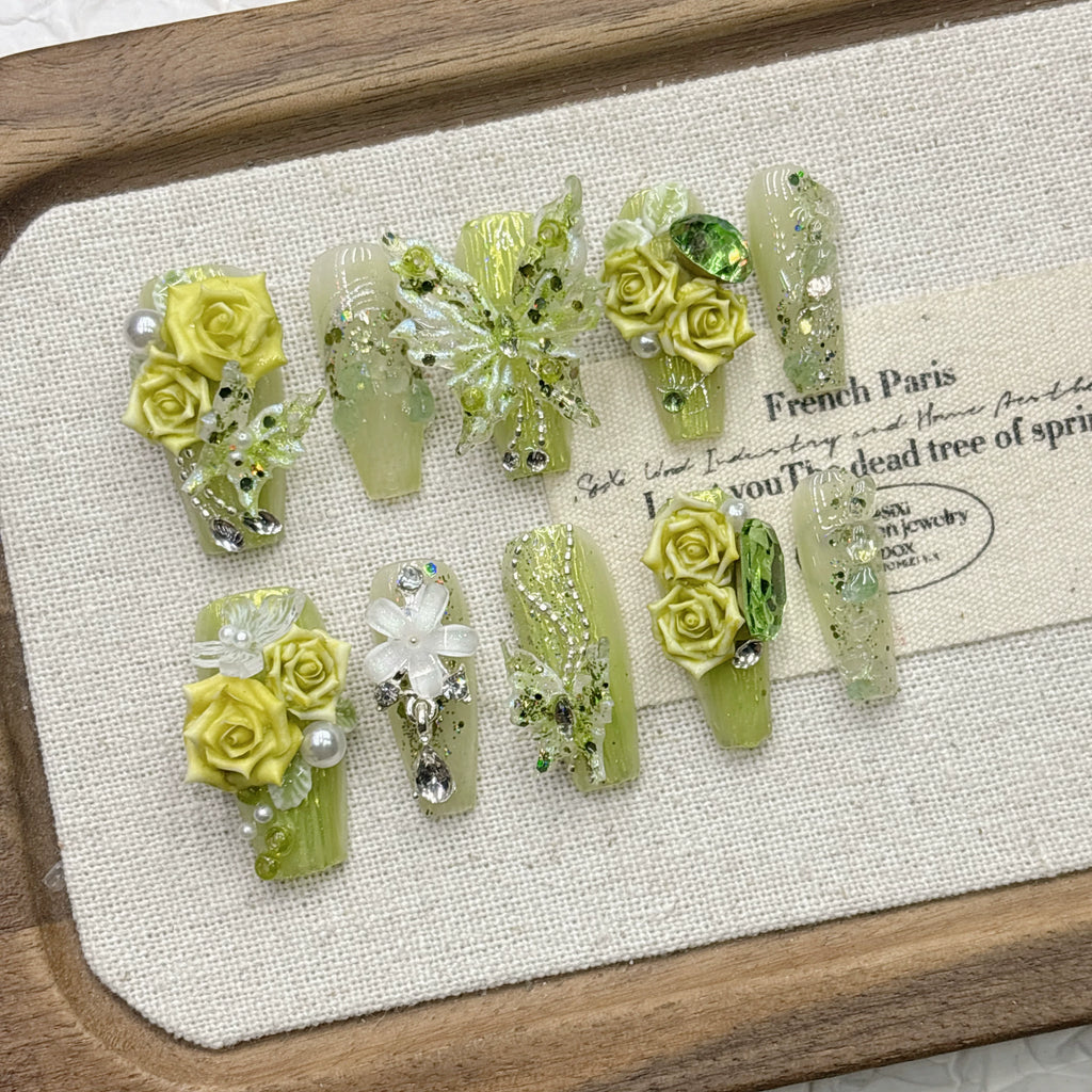 Gradient Green Forest Butterfly Press-on Nails | Nayanazara