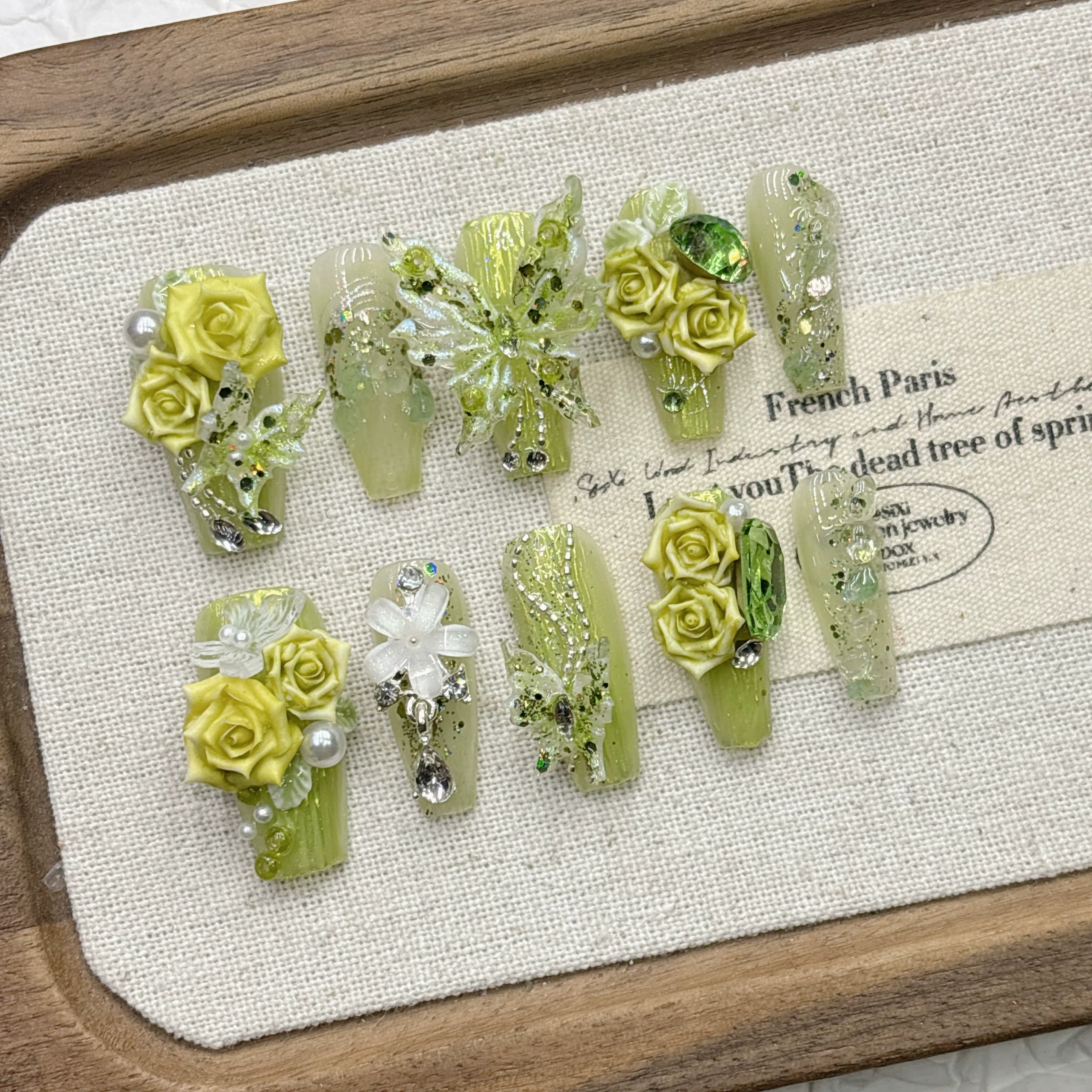 Gradient Green Forest Butterfly Press-on Nails | Nayanazara