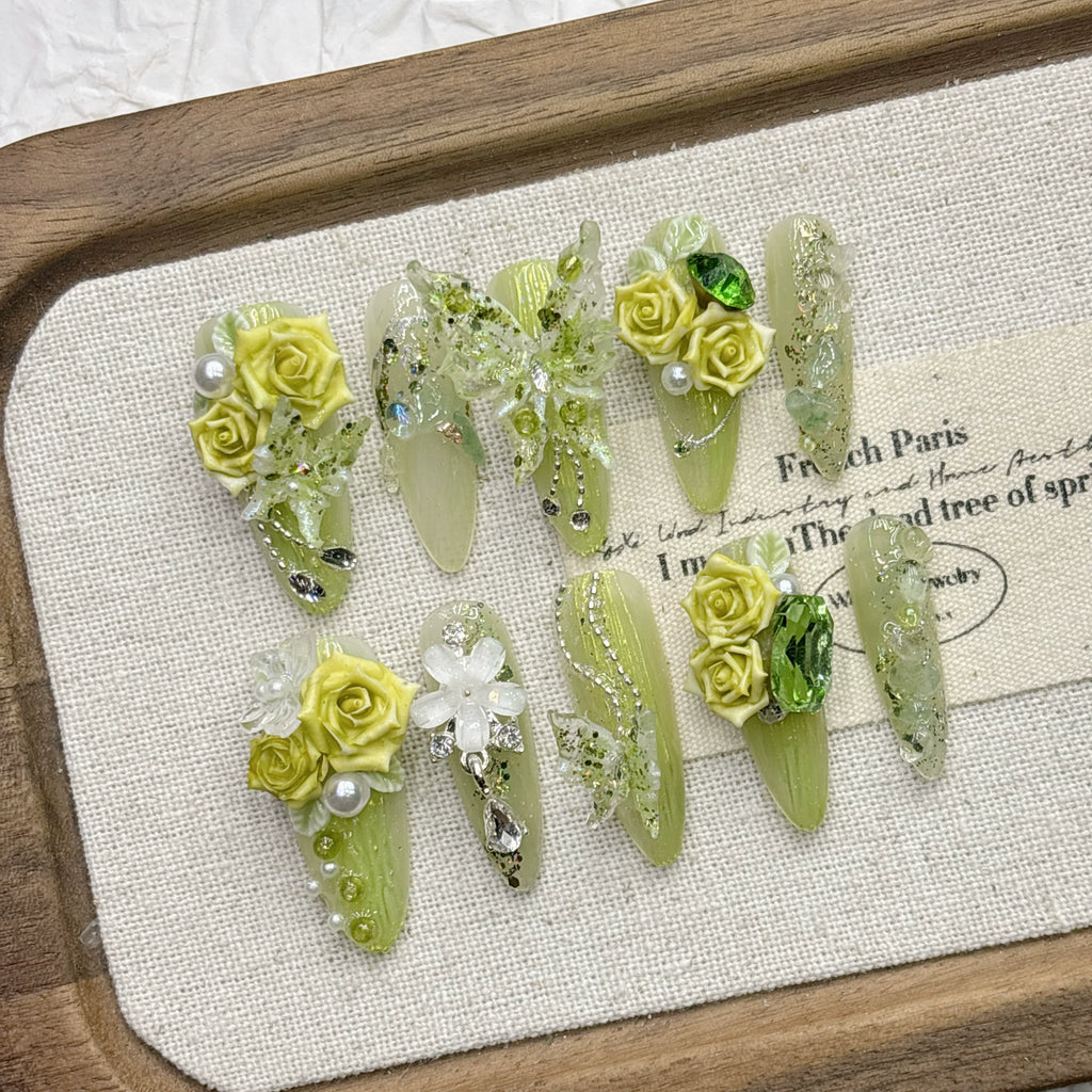 Gradient Green Forest Butterfly Press-on Nails | Nayanazara