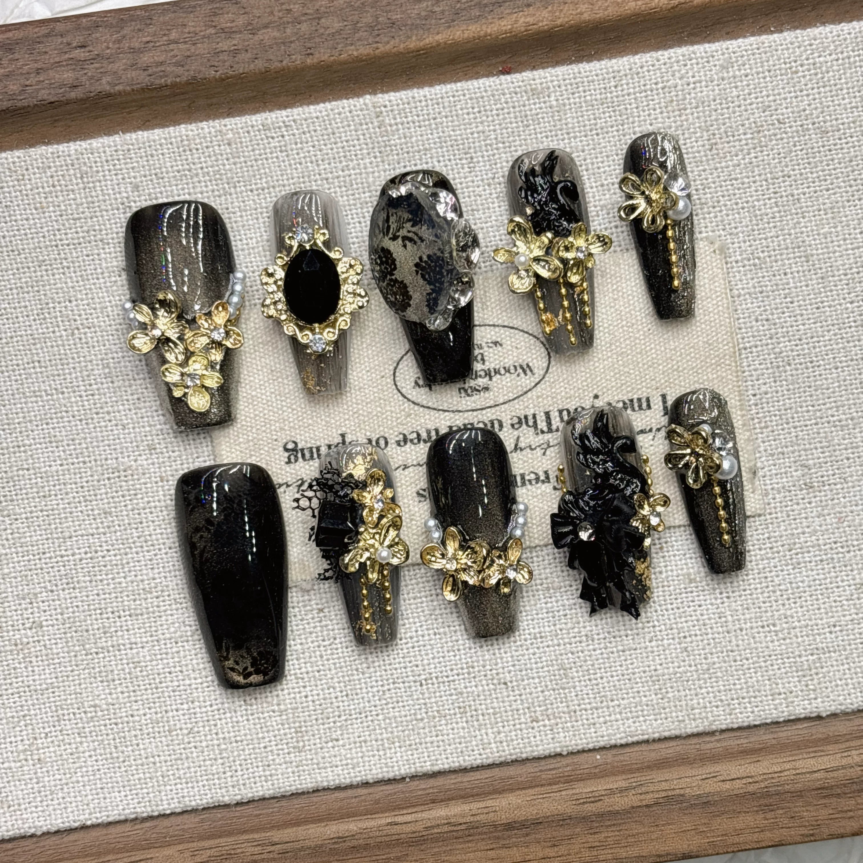 Dark Series Cat Eye Luxury Press-on Nails | Nayanazara