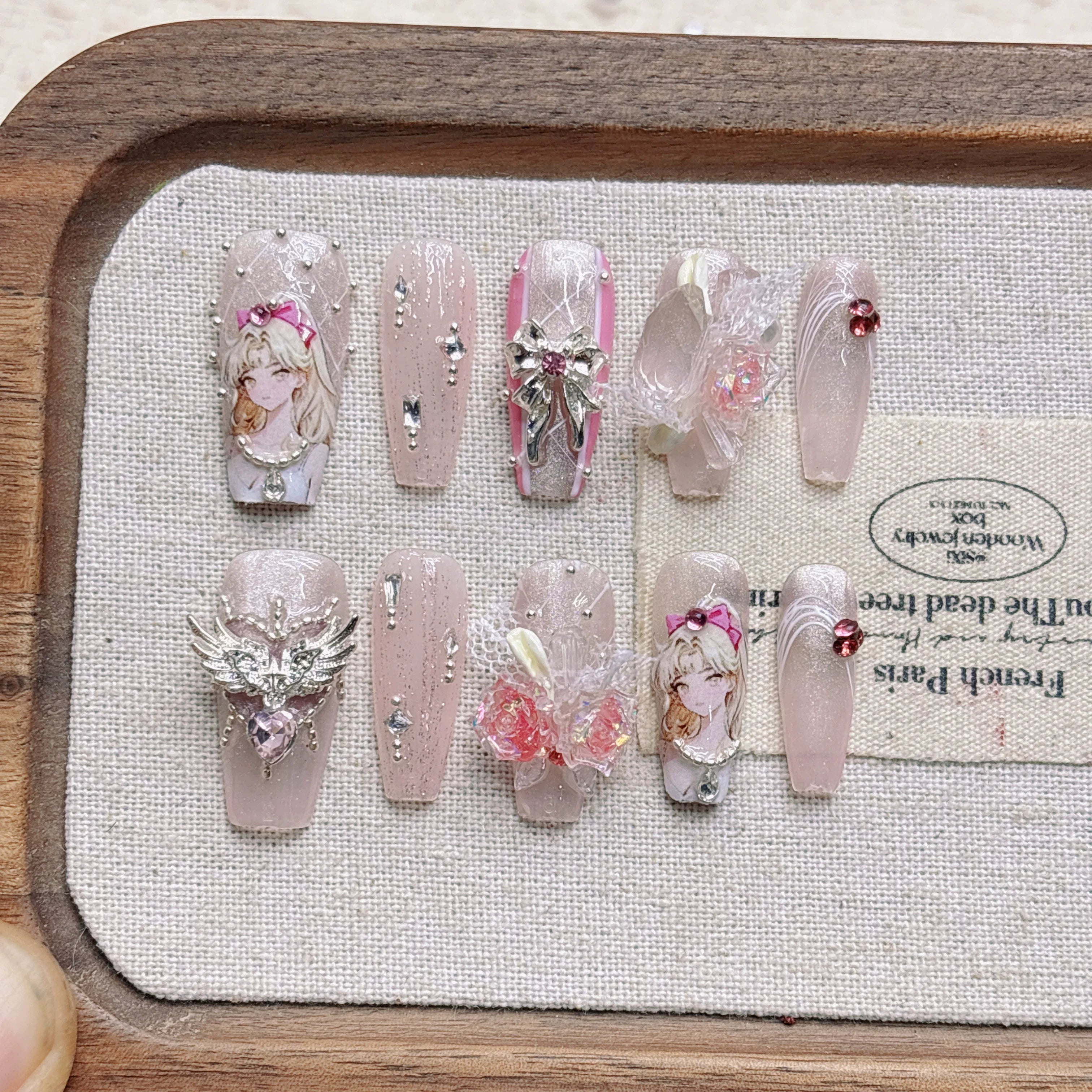 Pink Sailor Moon Cat Eye Gradient Press-on Nails | Nayanazara