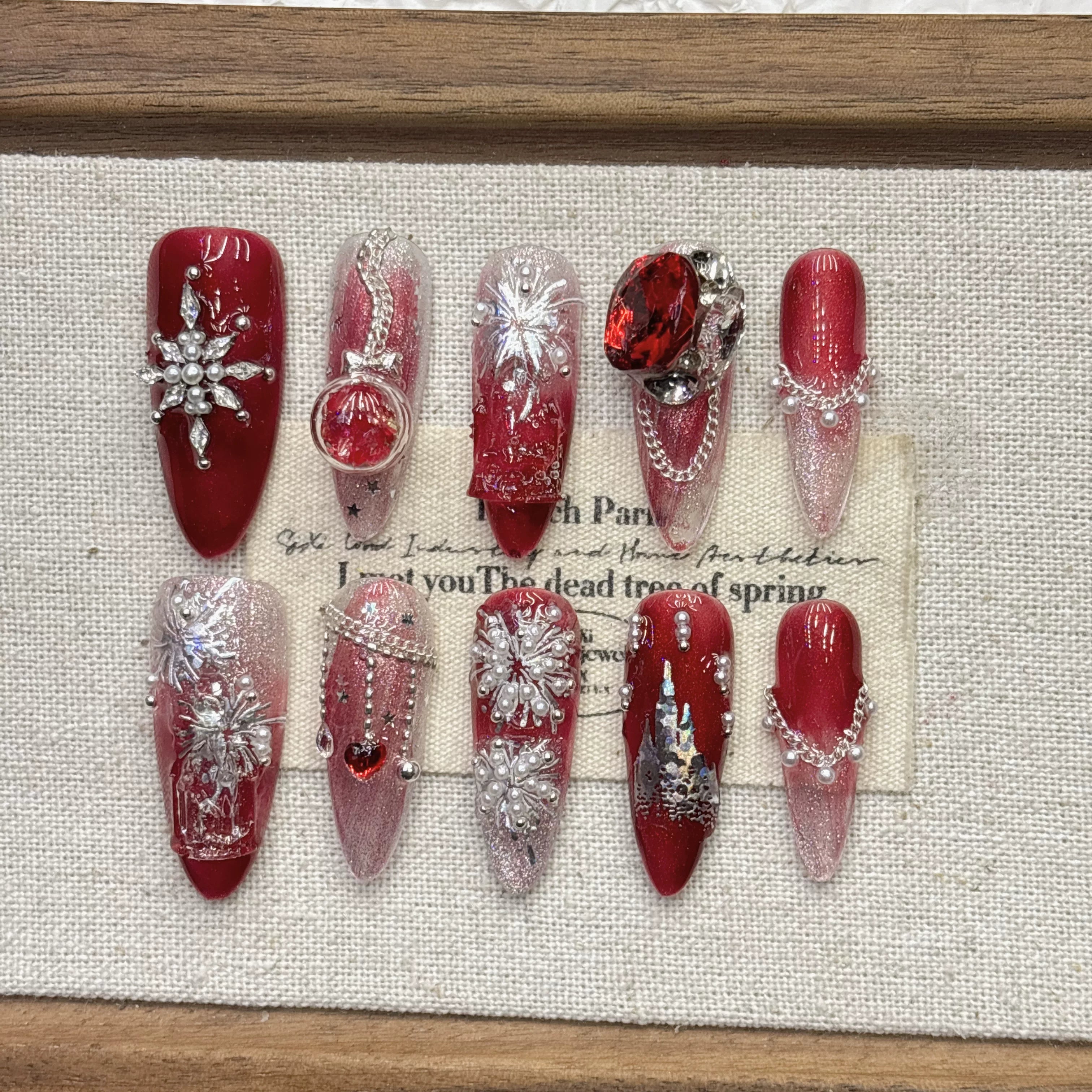 Red New Year Castle Fireworks Cat Eye Press-on Nails | Nayanazara